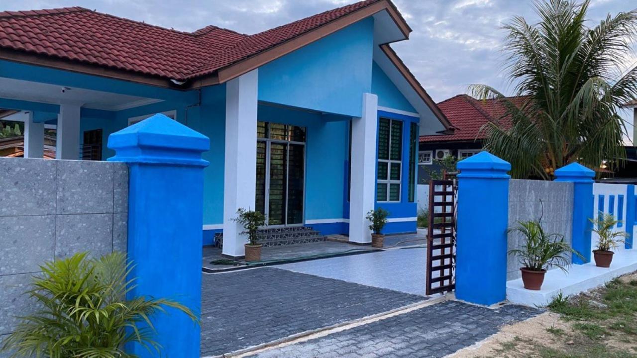 Seri Idaman Guest House Pasir Mas Exterior foto