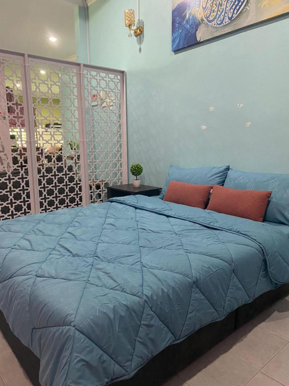 Seri Idaman Guest House Pasir Mas Exterior foto