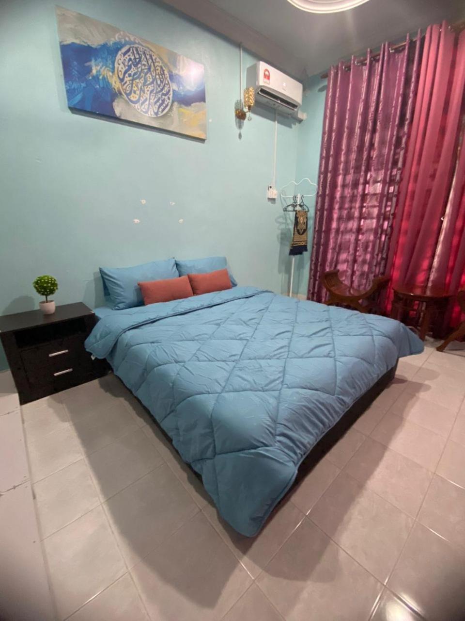 Seri Idaman Guest House Pasir Mas Exterior foto